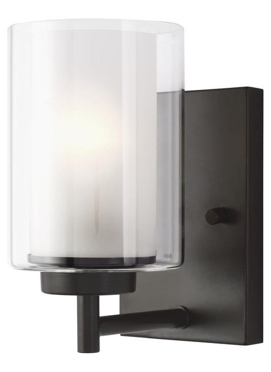Elmwood Park One Light Wall / Bath Sconce